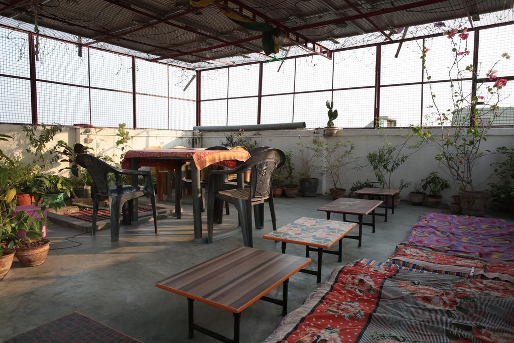 Somit Paying Guest House Varanasi Exterior foto